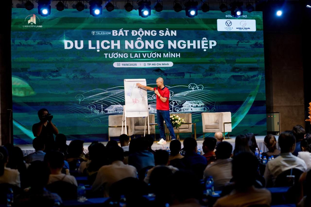 Nguyễn Minh Luân chia sẻ tại talkshow Bất động sản Du lịch Nông nghiệp
